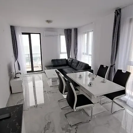 Diamond Luxus 22 * Obzor