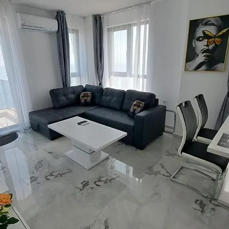 Diamond Luxus 22 * Обзор